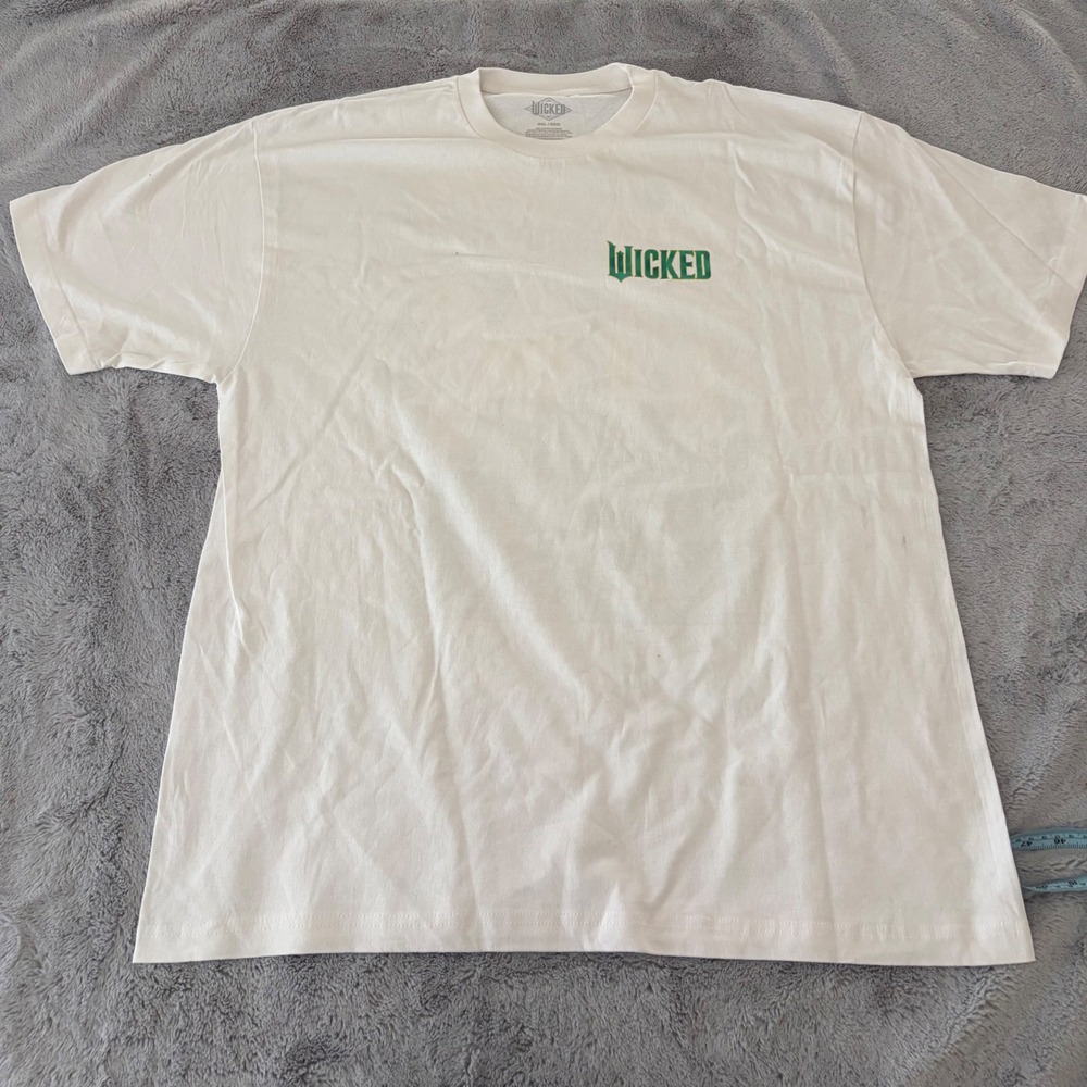 NWOT Wicked Musical Emerald City Graphic T-Shirt White XXL One Short Day Broadwa